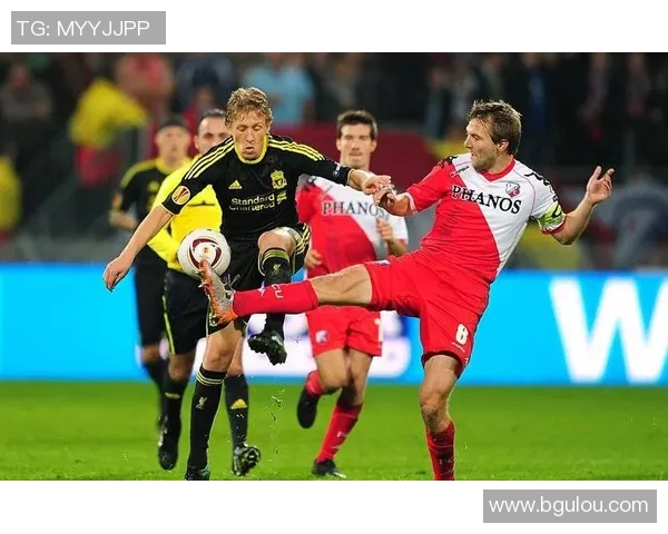 乌德勒支青年队迎战奥斯队全力争胜展现青春风采