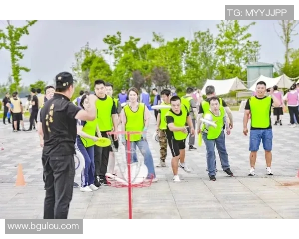 飞盘焦点：深入分析杭州飞盘队的团队协作与战术配合MBA